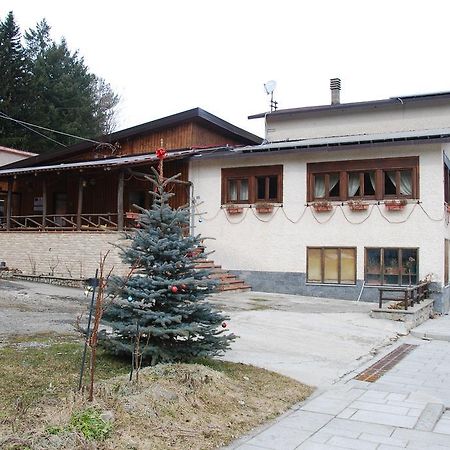 Guest House Caracas Лорика Екстериор снимка