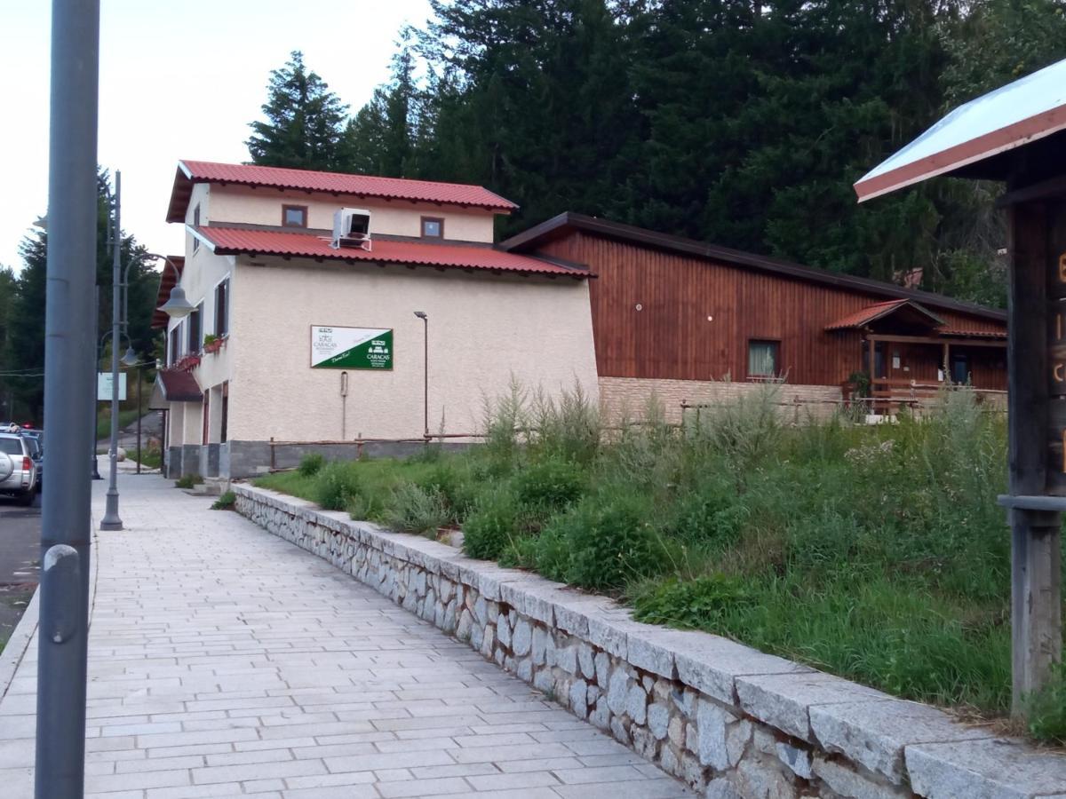 Guest House Caracas Лорика Екстериор снимка