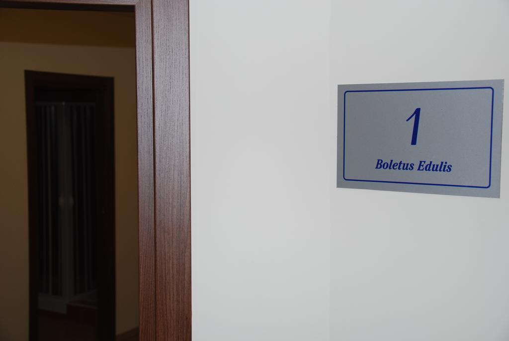 Guest House Caracas Лорика Екстериор снимка