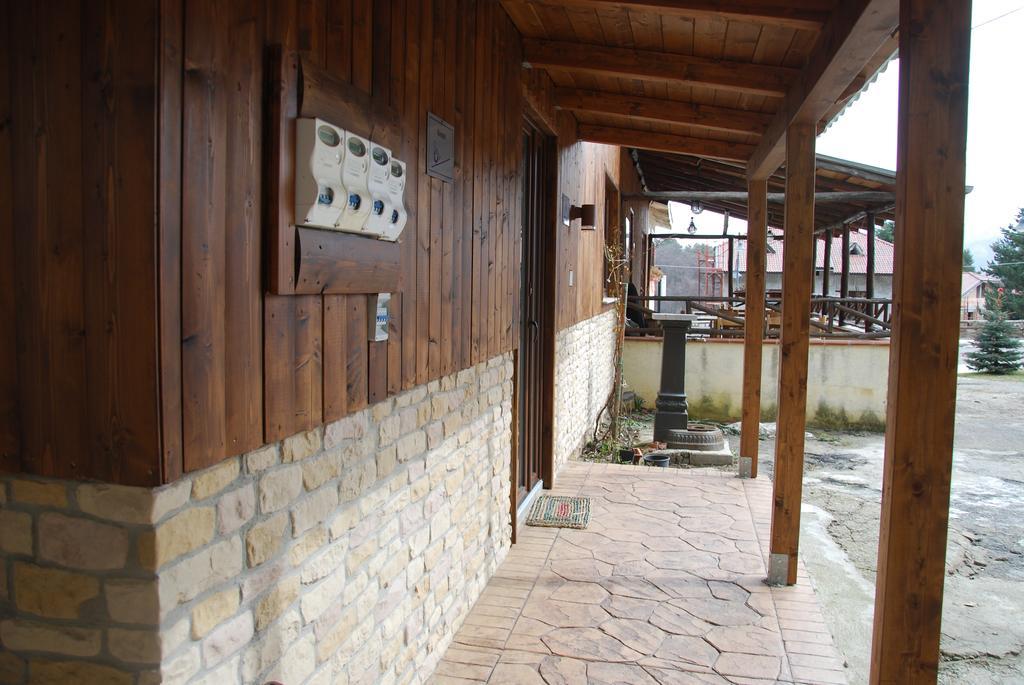 Guest House Caracas Лорика Екстериор снимка